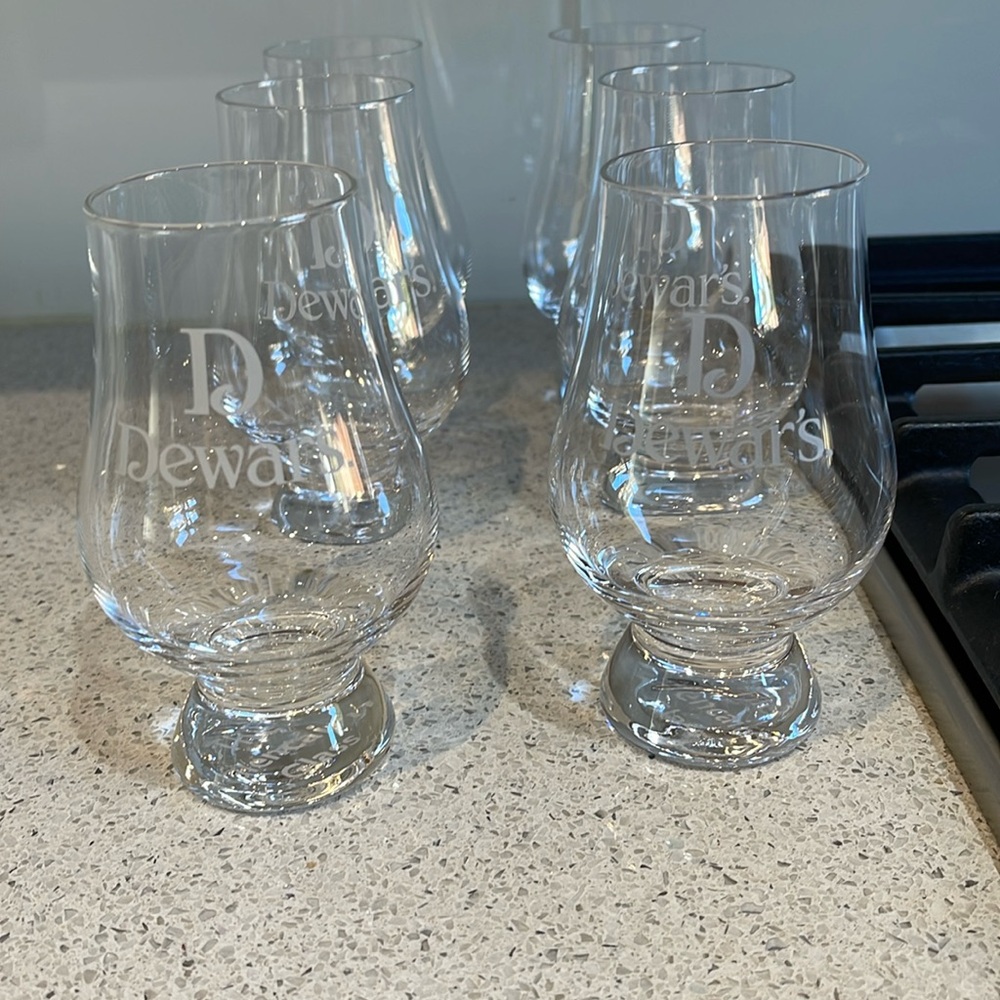 Dewars Glencairn whiskey glasses
